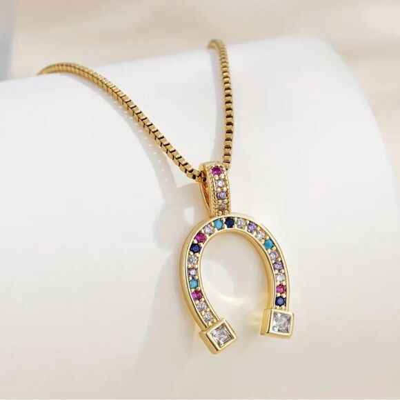 Multicolored Cubic Zirconia Horseshoe Pendant Necklace NWT - Picture 3 of 8